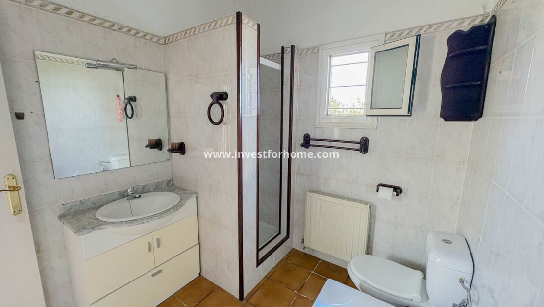 Verkoop - Villa - Torrevieja - Costa Blanca