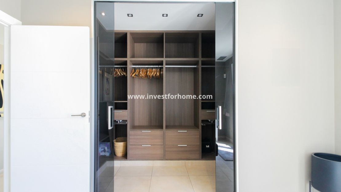 Verkoop - Villa - Torrevieja - Costa Blanca