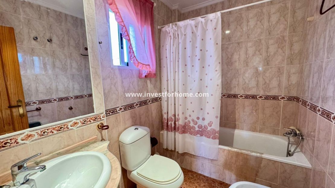 Verkoop - Villa - Torrevieja - Costa Blanca