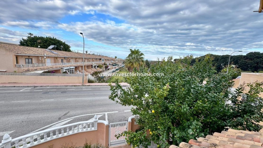 Verkoop - Villa - Torrevieja - Costa Blanca