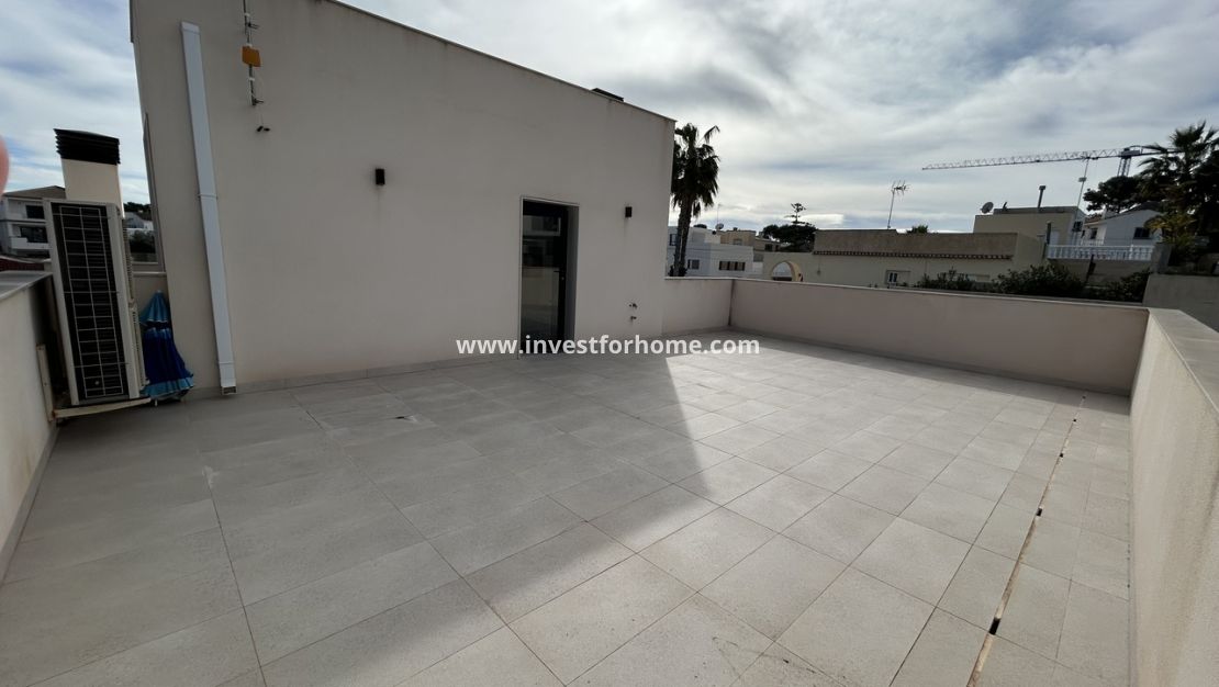 Verkoop - Villa - Torrevieja - Costa Blanca