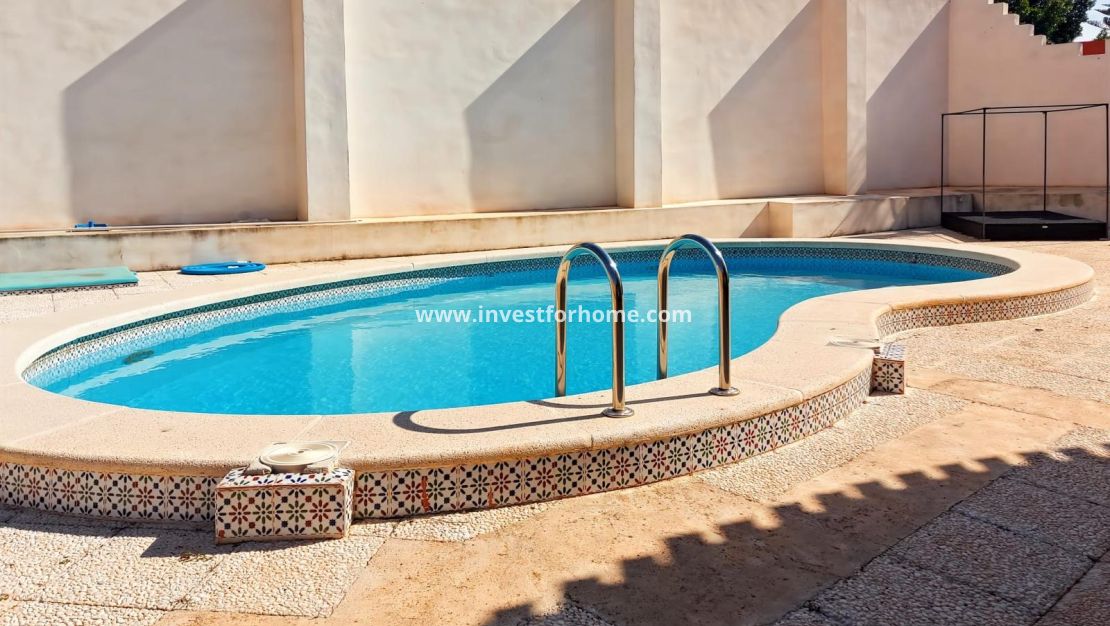 Verkoop - Villa - Torrevieja - Costa Blanca