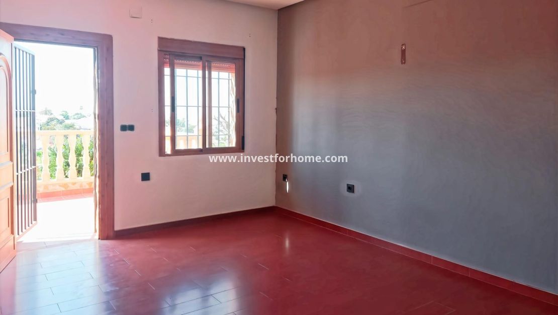 Verkoop - Villa - Torrevieja - Costa Blanca