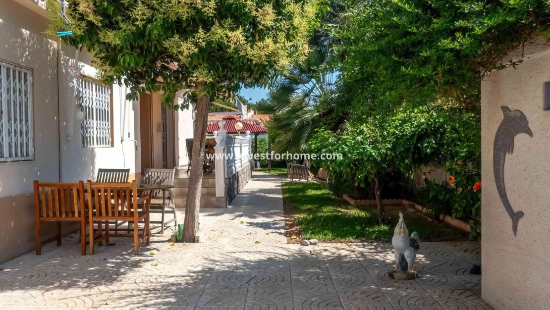 Verkoop - Villa - Torrevieja - Costa Blanca