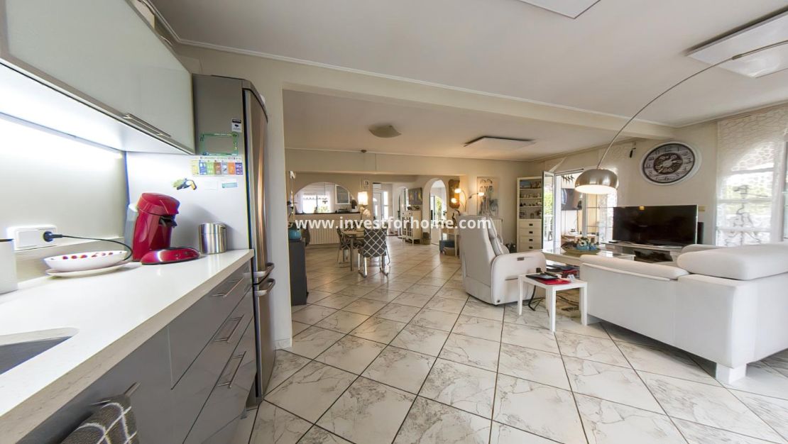 Verkoop - Villa - Torrevieja - Costa Blanca