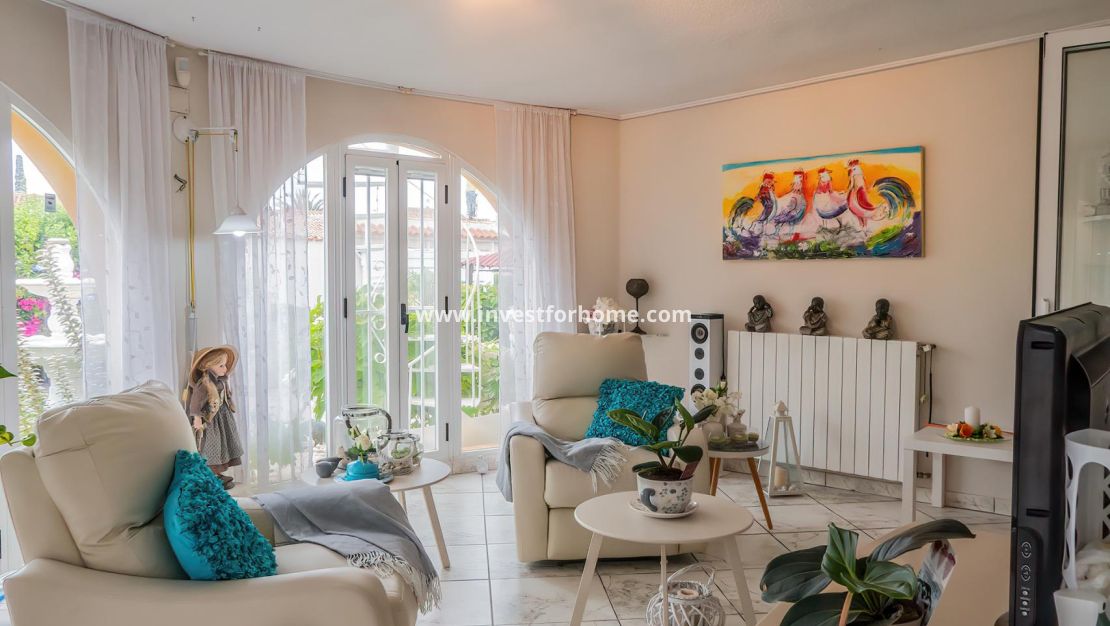 Verkoop - Villa - Torrevieja - Costa Blanca