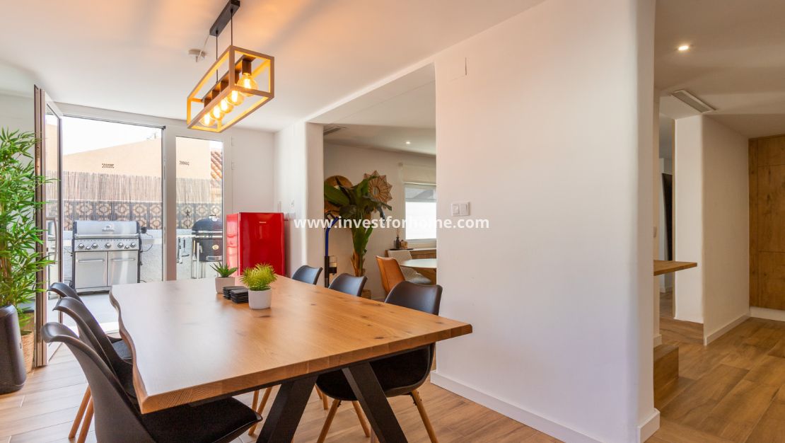 Verkoop - Villa - Torrevieja - Costa Blanca