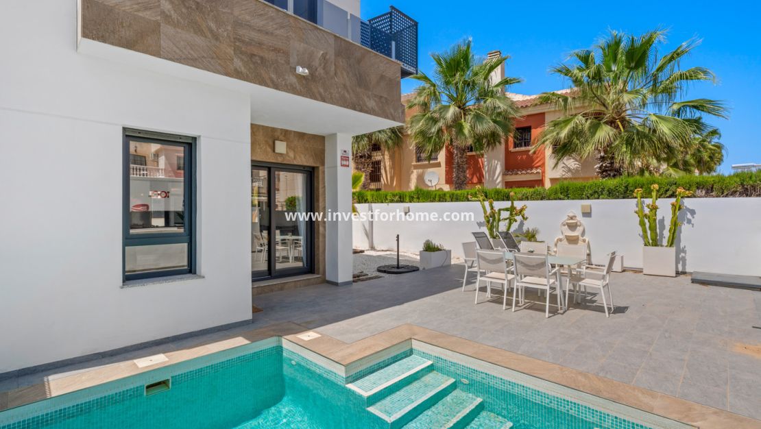 Verkoop - Villa - Torrevieja - Costa Blanca