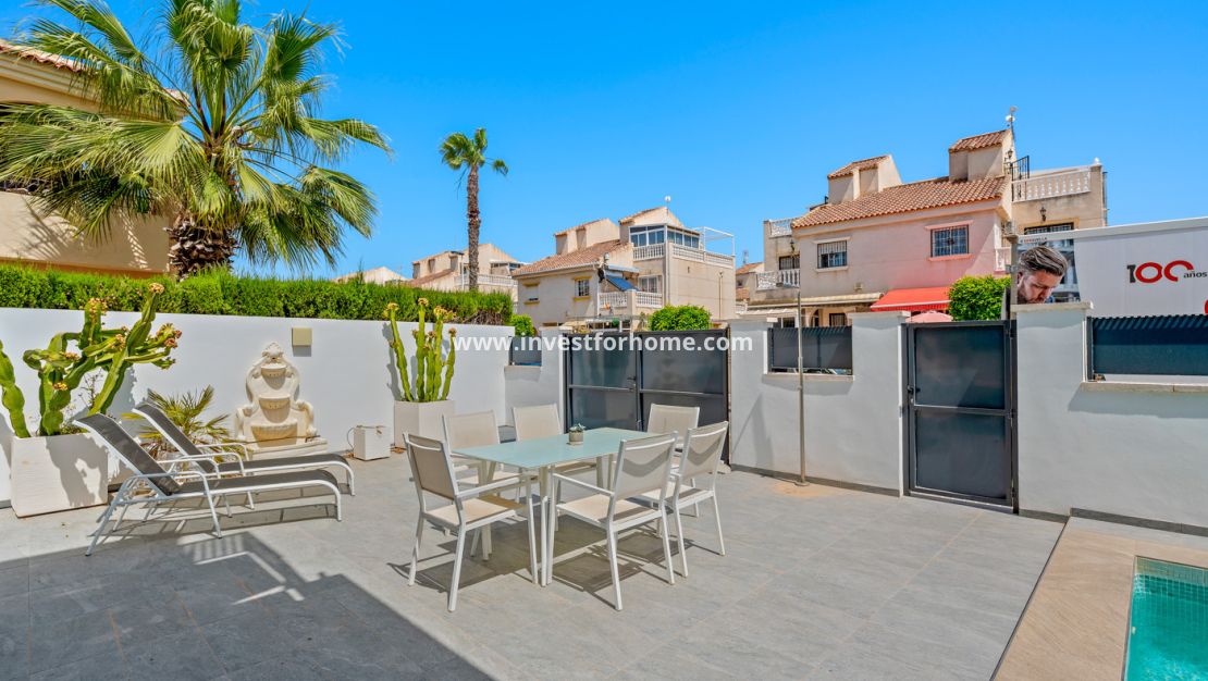 Verkoop - Villa - Torrevieja - Costa Blanca