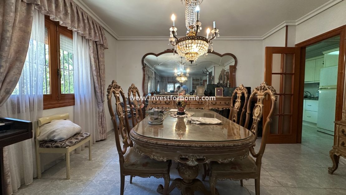 Verkoop - Villa - Torrevieja - Costa Blanca
