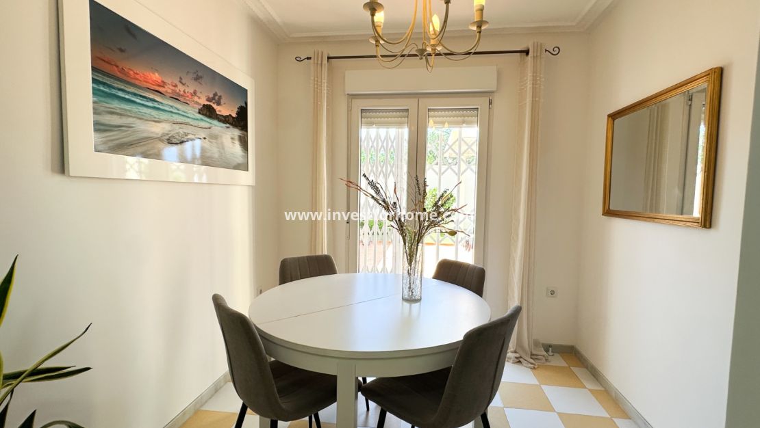 Verkoop - Villa - Torrevieja - Costa Blanca