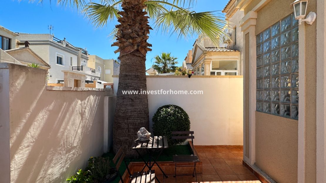 Verkoop - Villa - Torrevieja - Costa Blanca