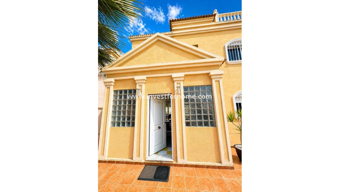 Verkoop - Villa - Torrevieja - Costa Blanca