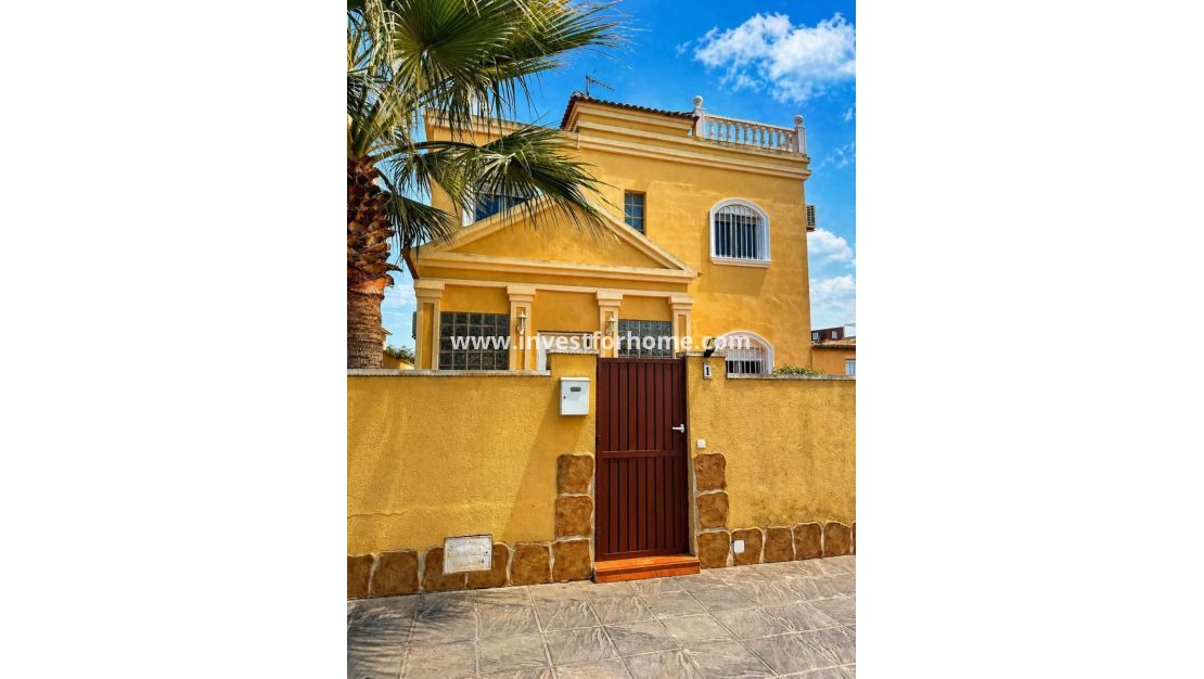 Verkoop - Villa - Torrevieja - Costa Blanca