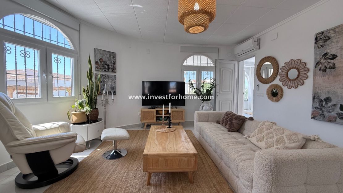 Verkoop - Villa - Torrevieja - Costa Blanca