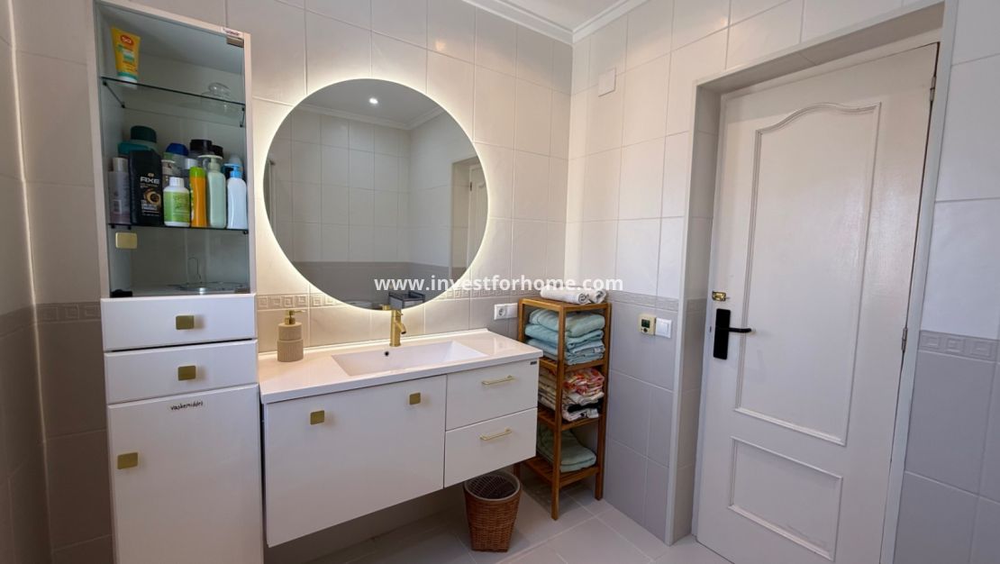 Verkoop - Villa - Torrevieja - Costa Blanca