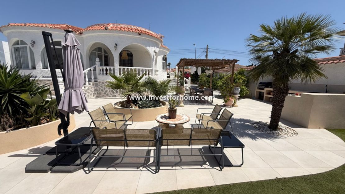 Verkoop - Villa - Torrevieja - Costa Blanca