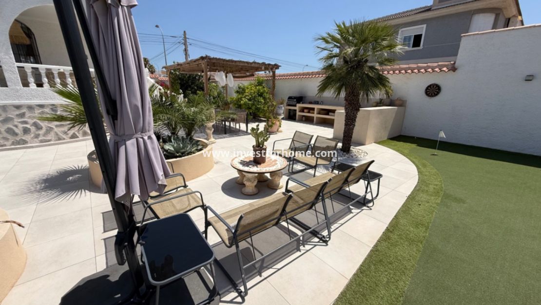 Verkoop - Villa - Torrevieja - Costa Blanca