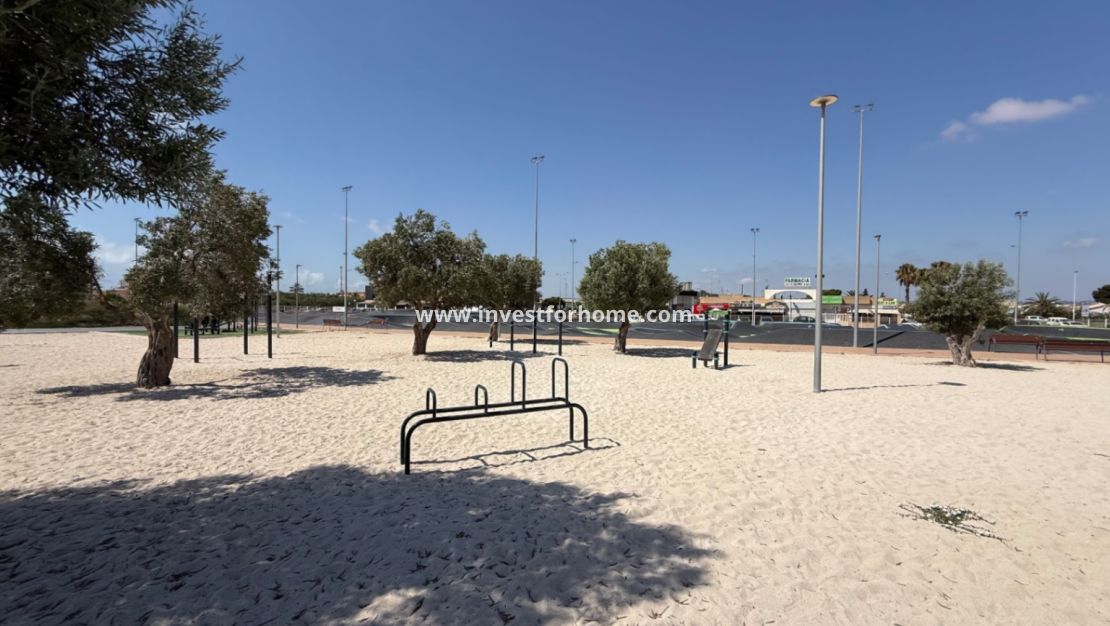 Verkoop - Villa - Torrevieja - Costa Blanca