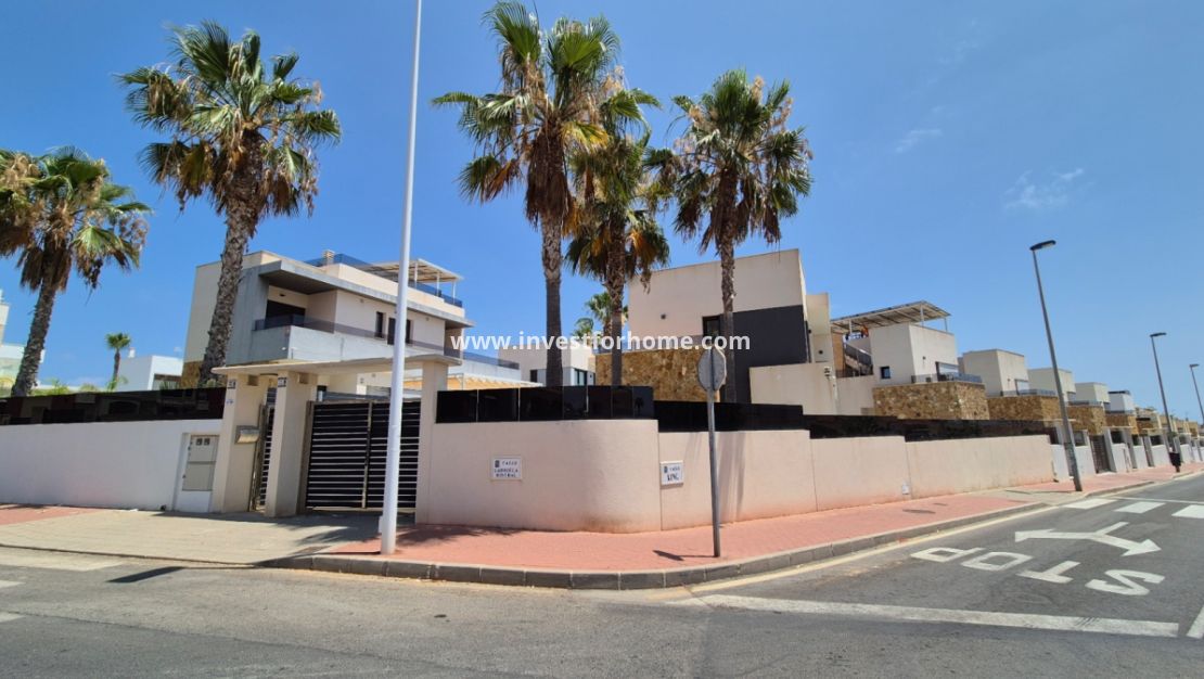 Verkoop - Villa - Torrevieja - Costa Blanca