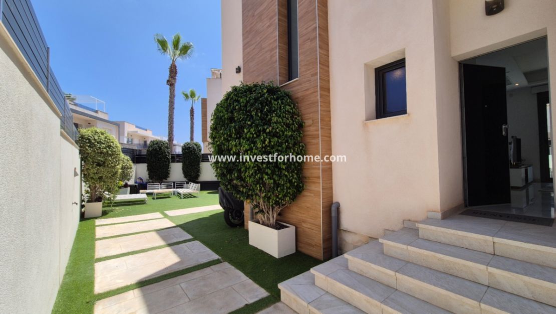 Verkoop - Villa - Torrevieja - Costa Blanca