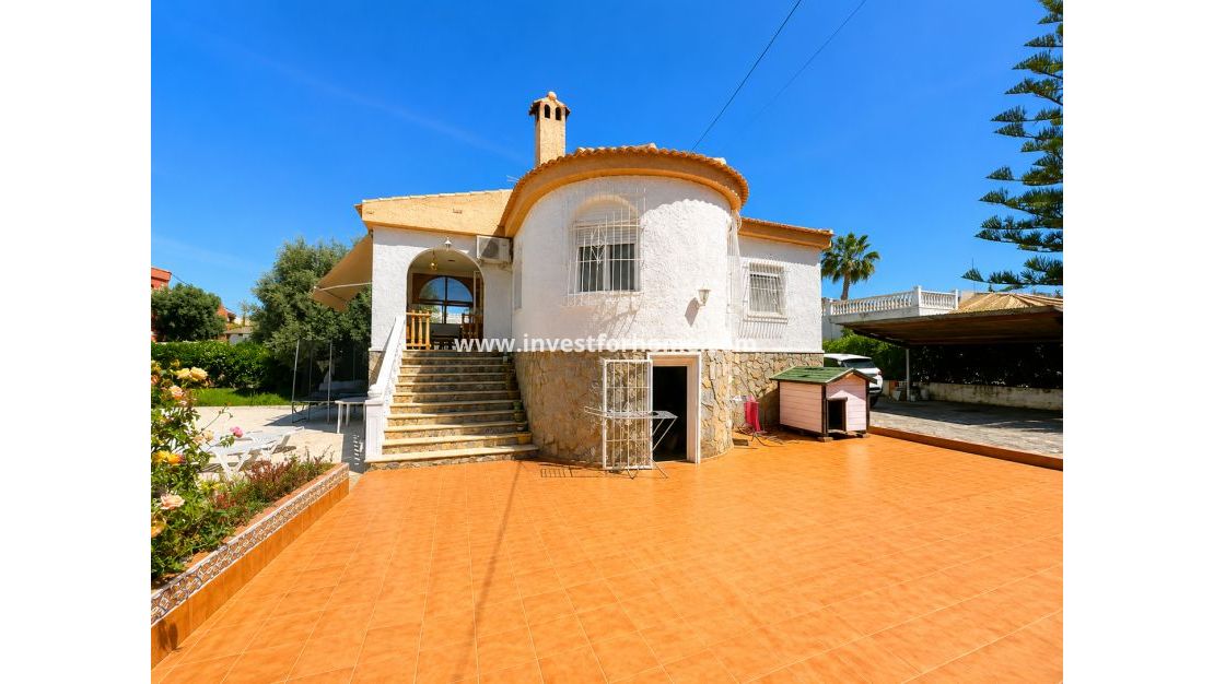 Verkoop - Villa - Torrevieja - Costa Blanca