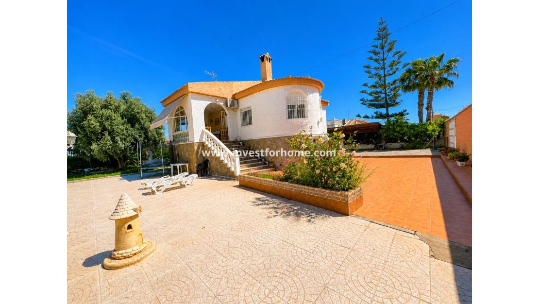 Verkoop - Villa - Torrevieja - Costa Blanca