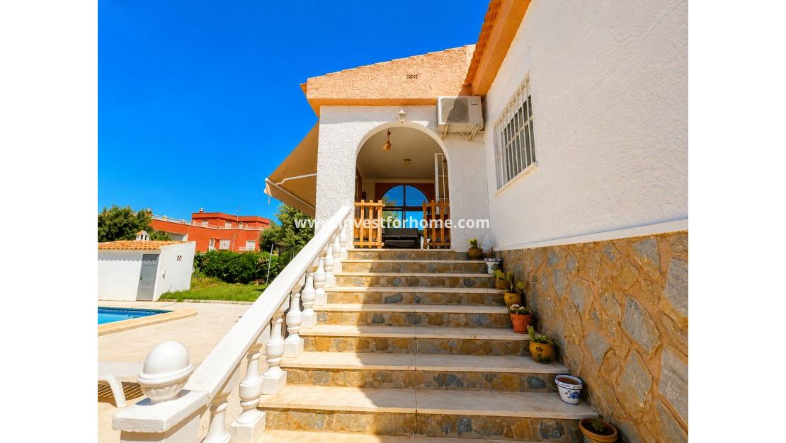 Verkoop - Villa - Torrevieja - Costa Blanca