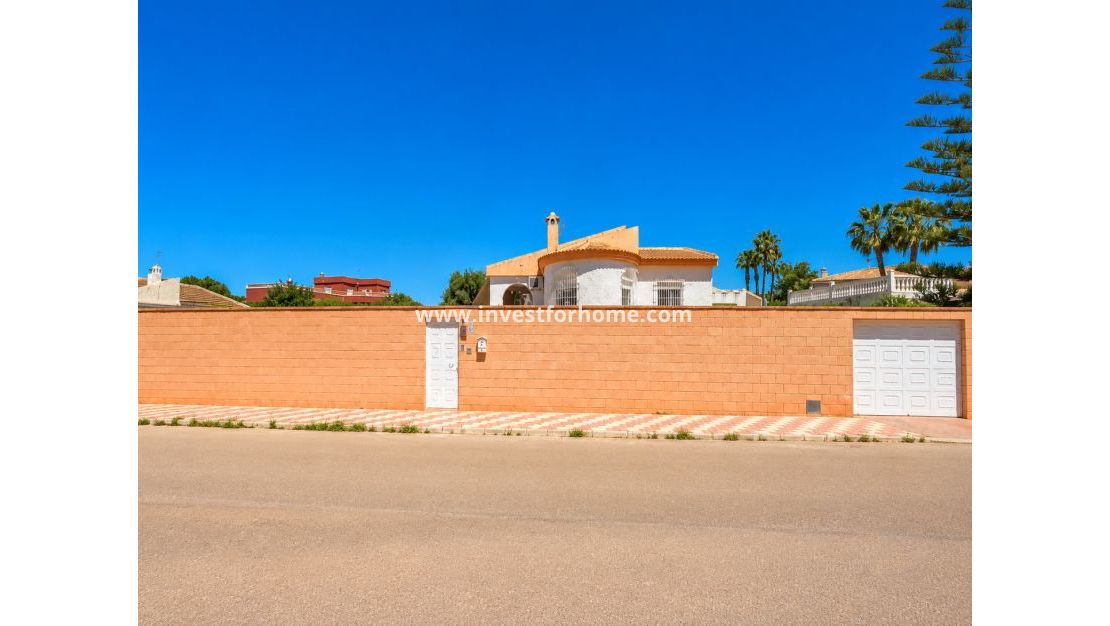 Verkoop - Villa - Torrevieja - Costa Blanca