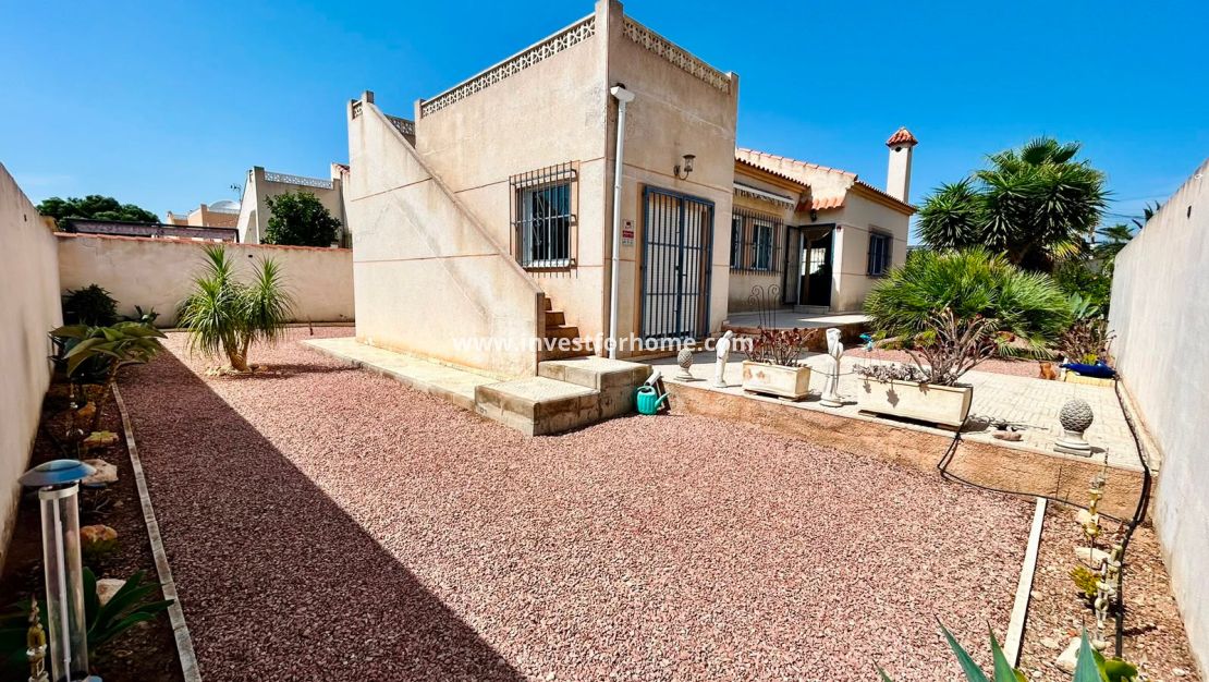 Verkoop - Villa - Torrevieja - Costa Blanca