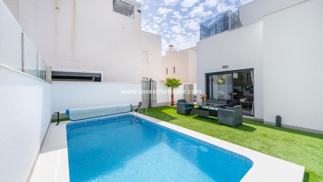 Verkoop - Villa - Torrevieja - Costa Blanca