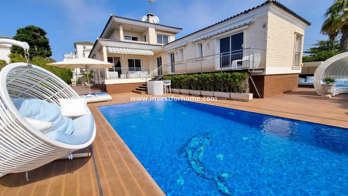 Verkoop - Villa - Torrevieja - Costa Blanca