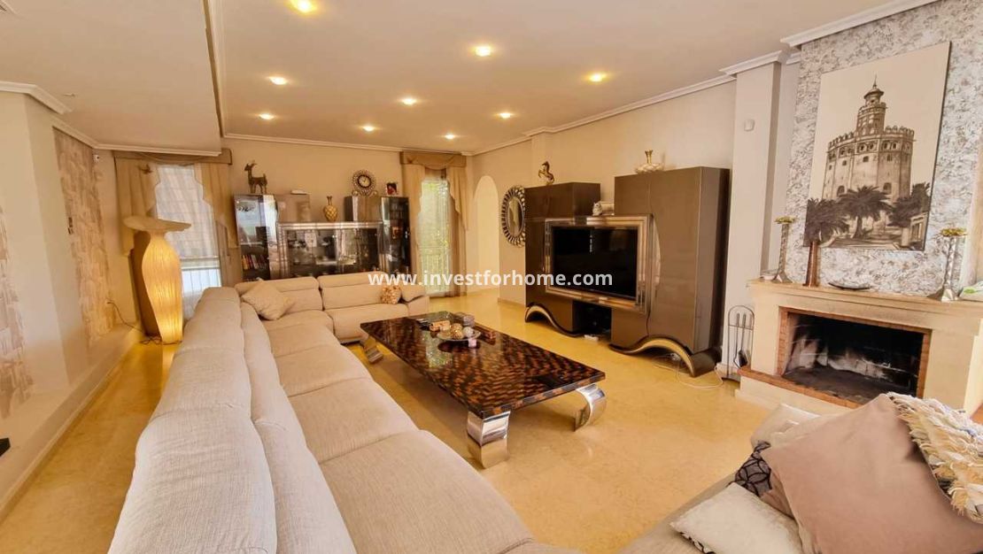 Verkoop - Villa - Torrevieja - Costa Blanca