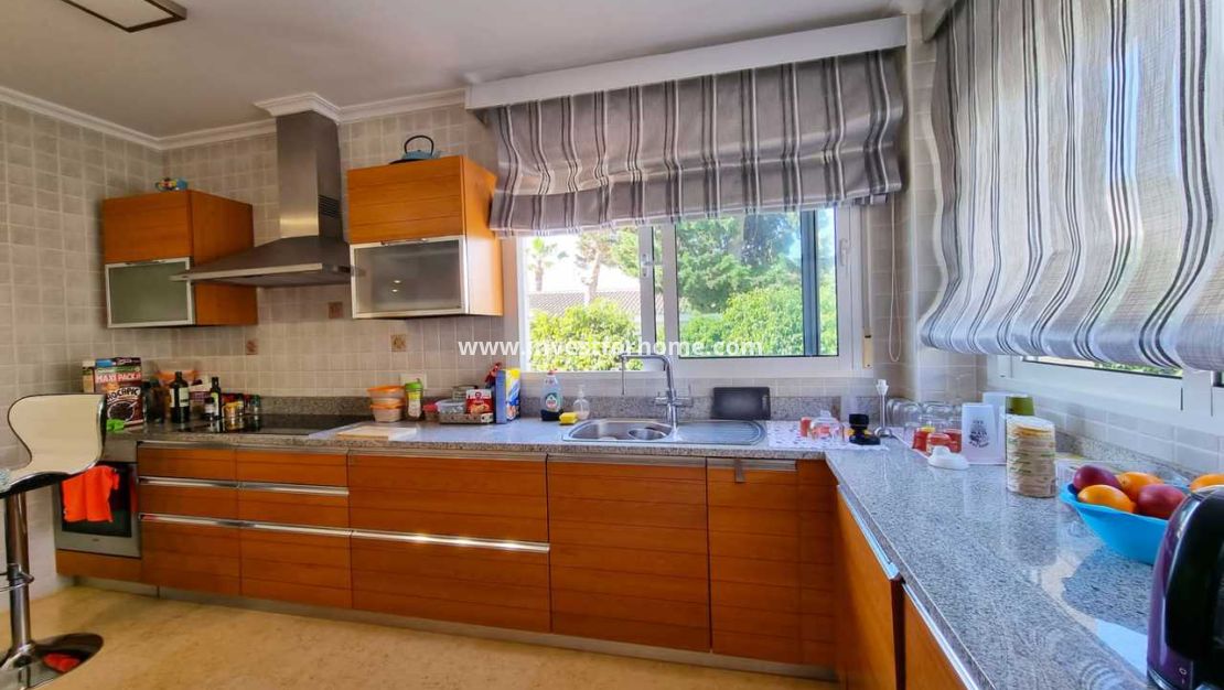 Verkoop - Villa - Torrevieja - Costa Blanca