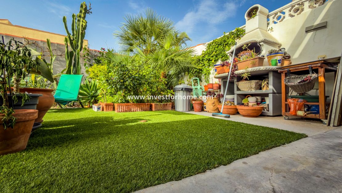 Verkoop - Villa - Torrevieja - Costa Blanca