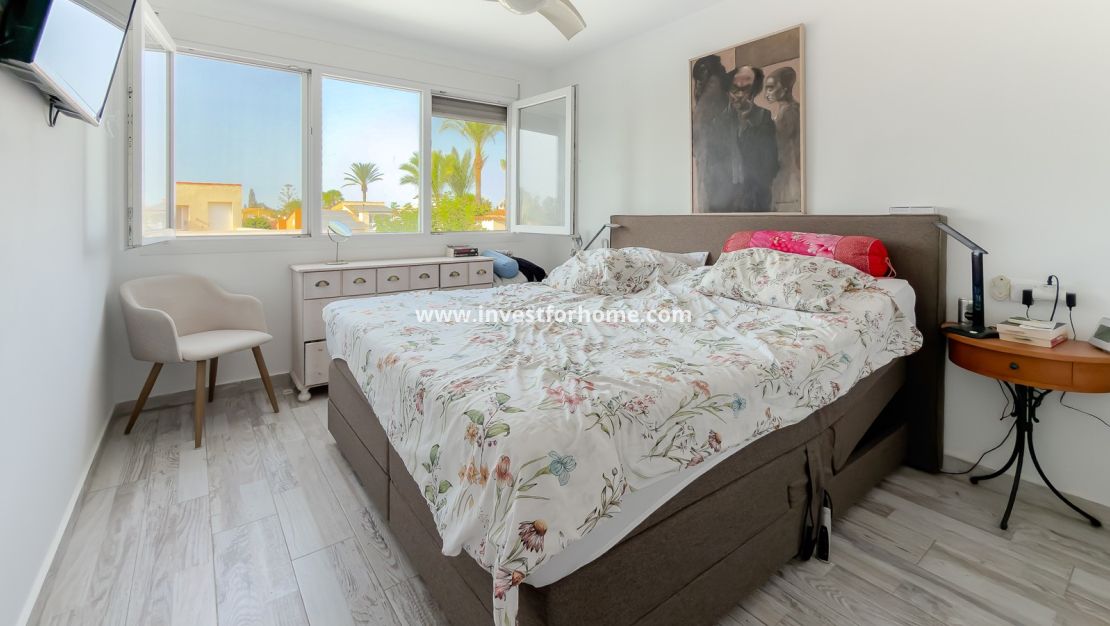 Verkoop - Villa - Torrevieja - Costa Blanca