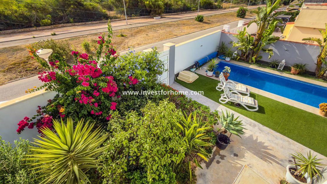 Verkoop - Villa - Torrevieja - Costa Blanca