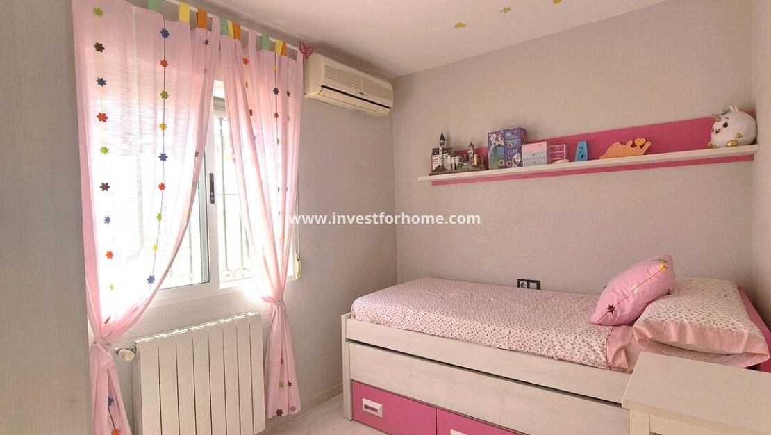 Verkoop - Villa - Torrevieja - Costa Blanca