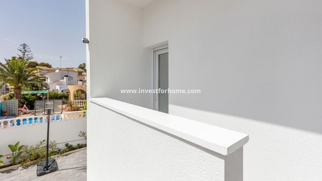 Verkoop - Villa - Torrevieja - Costa Blanca