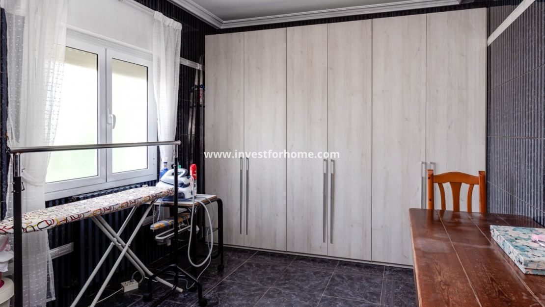 Verkoop - Villa - Torrevieja - La Siesta-El Chaparral