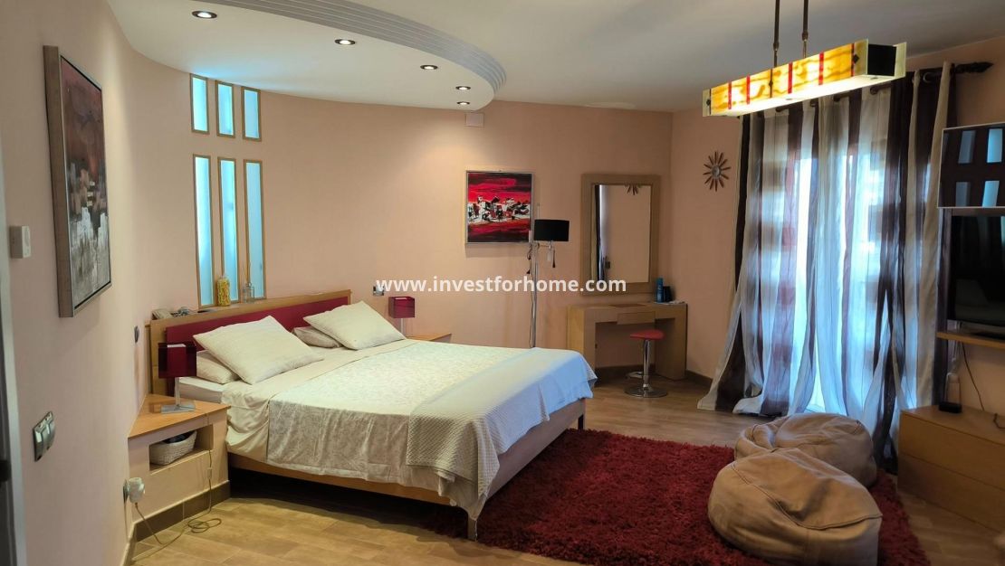 Verkoop - Villa - Torrevieja - La Siesta-El Chaparral