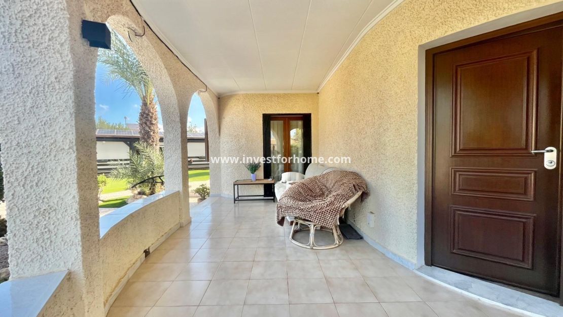 Verkoop - Villa - Torrevieja - La Siesta-El Chaparral