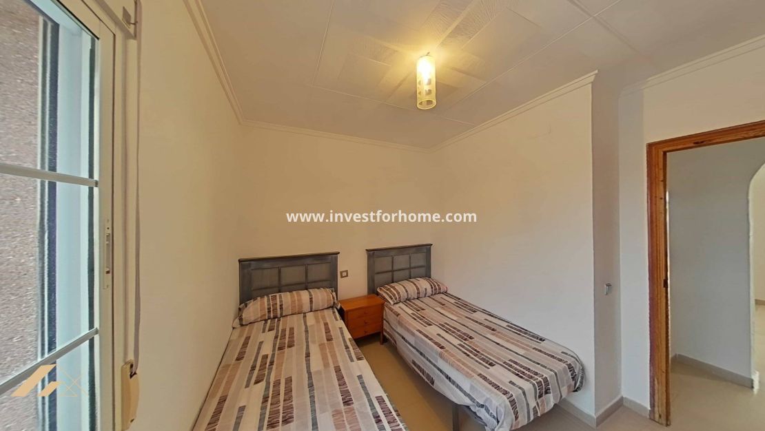 Verkoop - Villa - Torrevieja - La Siesta-El Chaparral