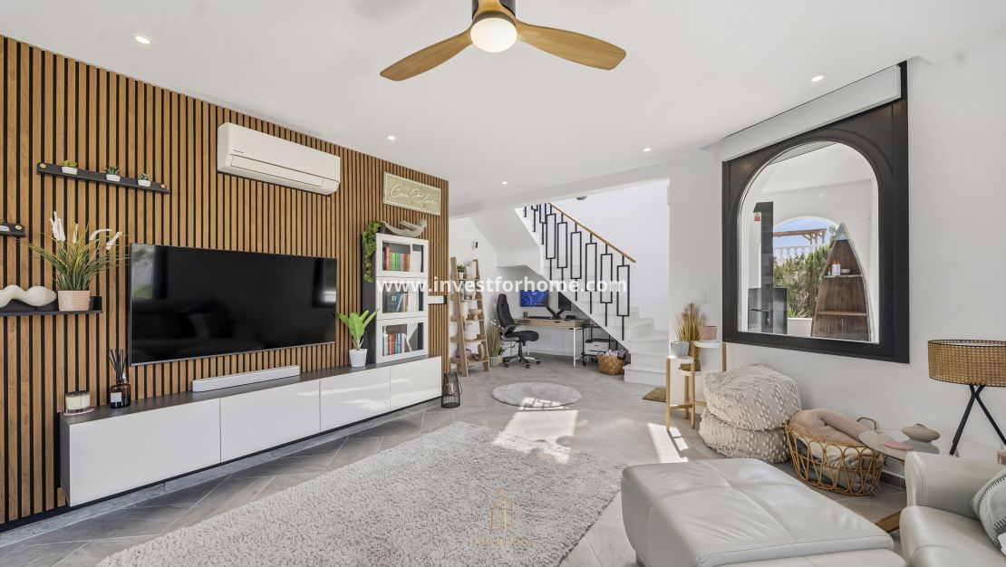 Verkoop - Villa - Torrevieja - La Siesta-El Chaparral