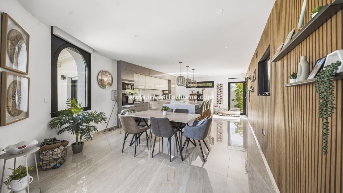 Verkoop - Villa - Torrevieja - La Siesta-El Chaparral