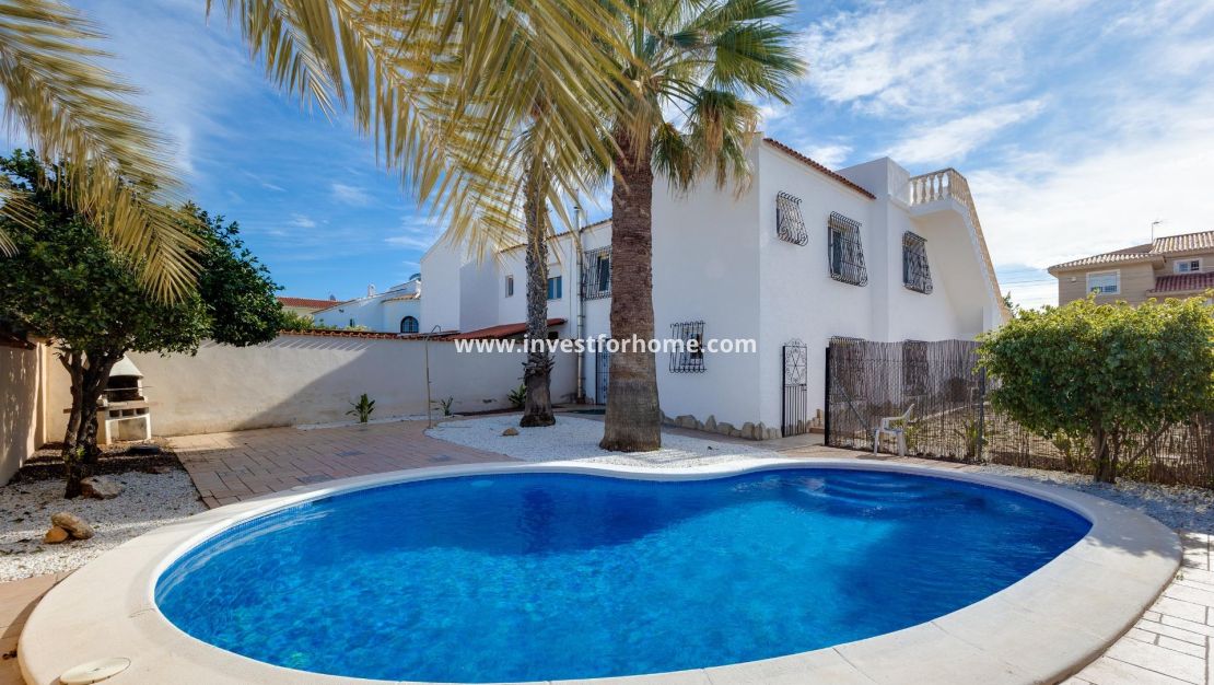 Verkoop - Villa - Torrevieja - La Siesta - El Salado - Torreta