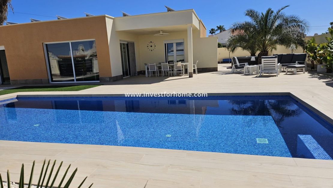 Verkoop - Villa - Torrevieja - La Siesta - El Salado - Torreta