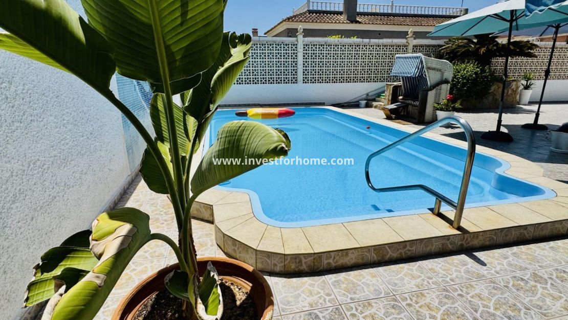 Verkoop - Villa - Torrevieja - La Siesta - El Salado - Torreta