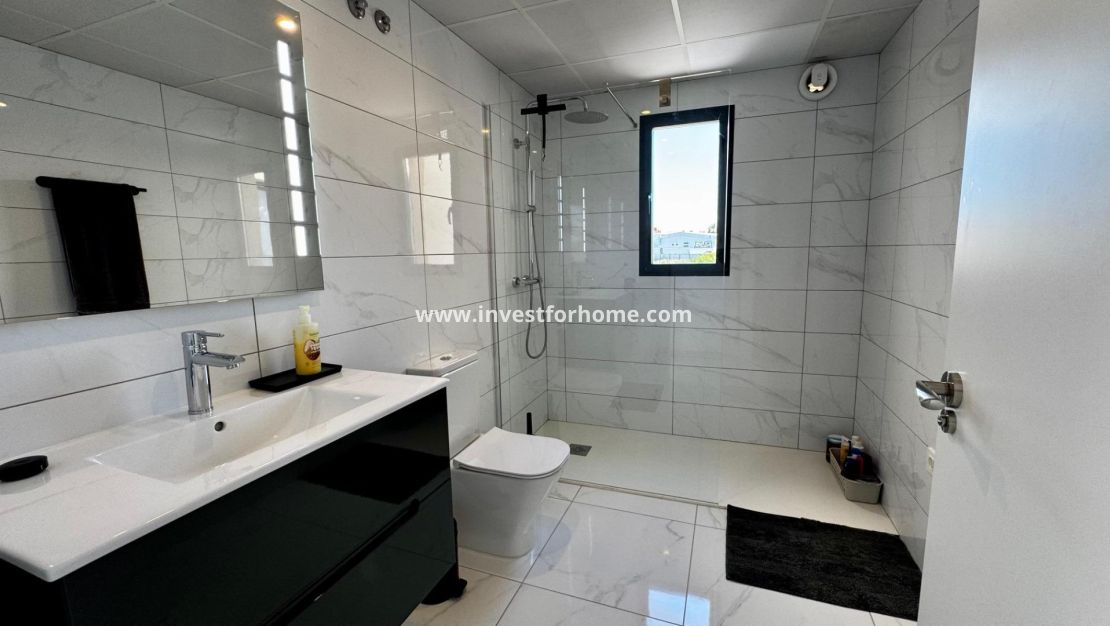 Verkoop - Villa - Torrevieja - La Veleta