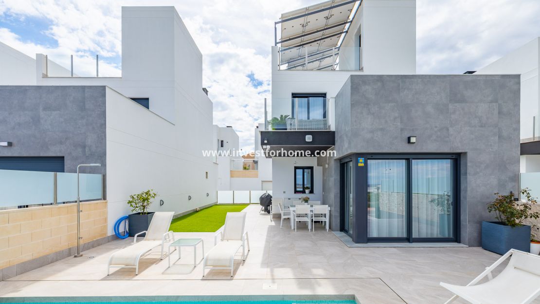 Verkoop - Villa - Torrevieja - Los Altos